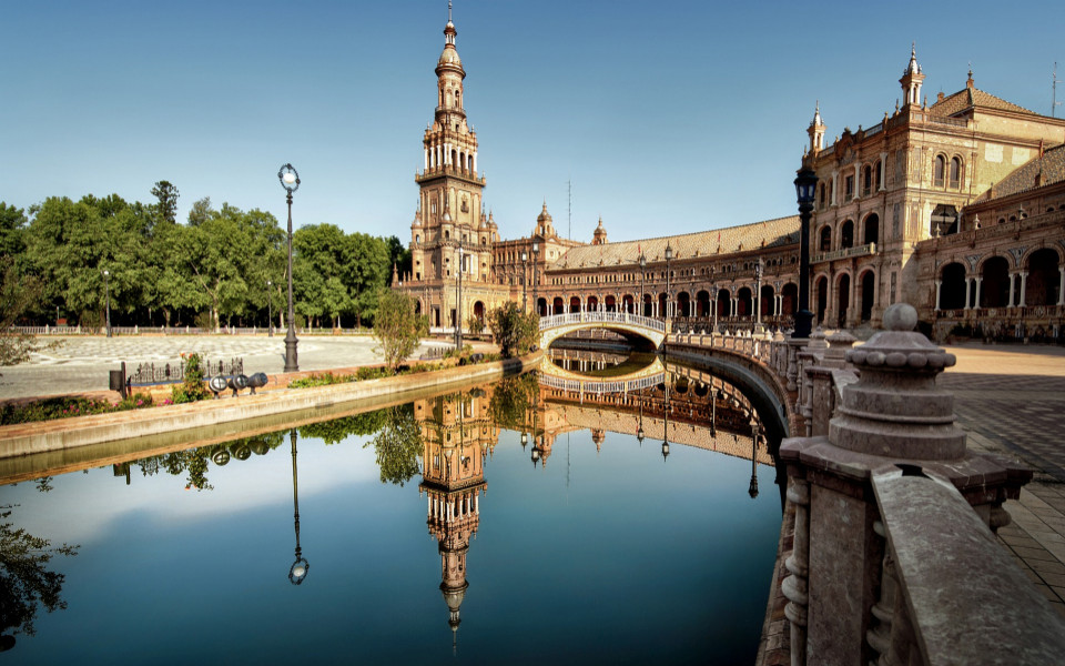 Plaza de espa&ntilde;a in sevilla, spanien