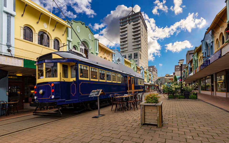 Stra&szlig;enbahn an der New Regent Street in Christchurch, Region Canterbury auf der S&uuml;dinsel Neuseelands  
